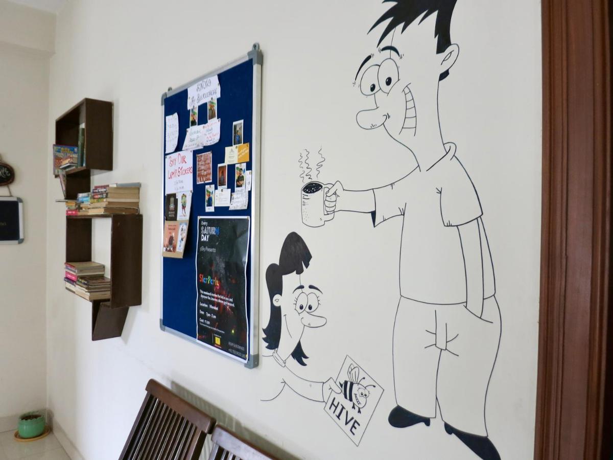 Beehive Commune Hyderabad Hostel Bagian luar foto